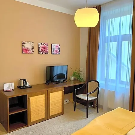 Art Hotel 3*